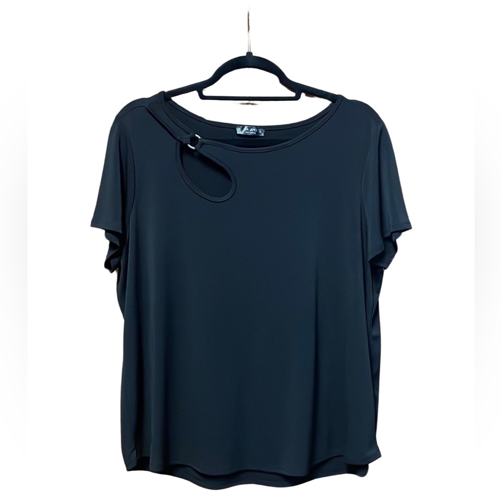 NWOT Ava James Blouse - Black - Size 1X